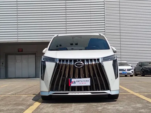 GAC Trumpchi M8 — Фото автомобиля 2