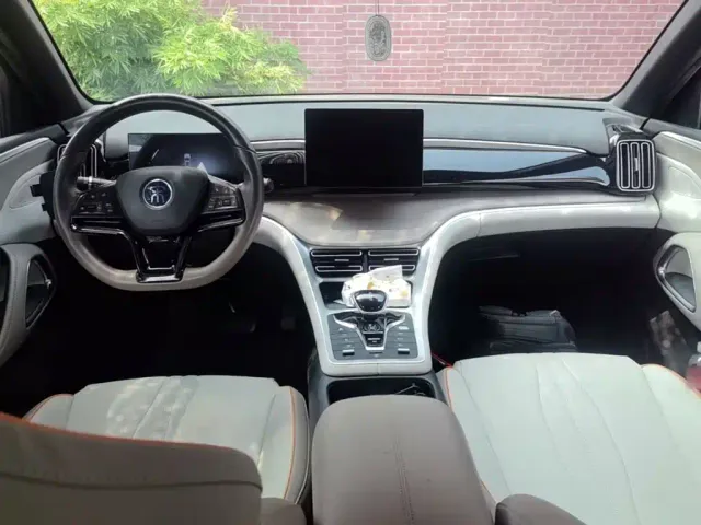 BYD Song Pro — Фото автомобиля 9