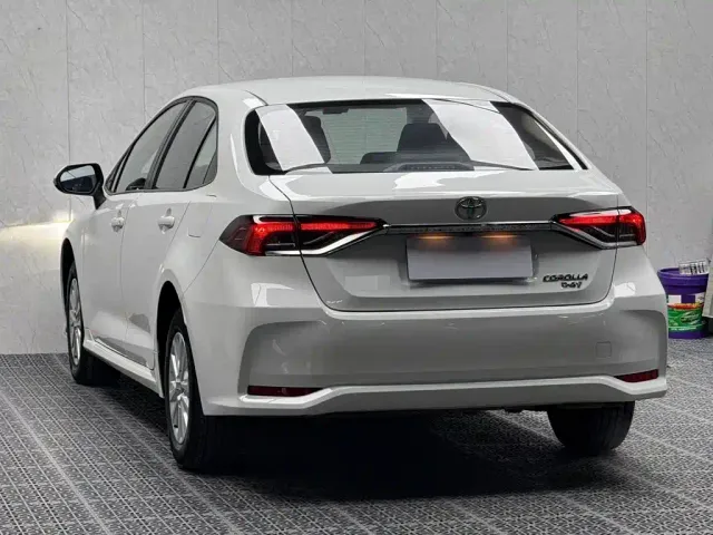 Toyota Corolla — Фото автомобиля 7