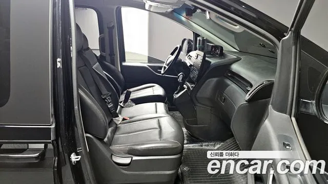Hyundai Staria Staria Tourer 9 мест — Фото автомобиля 10