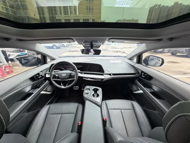 Cadillac Optiq — Фото автомобиля 10
