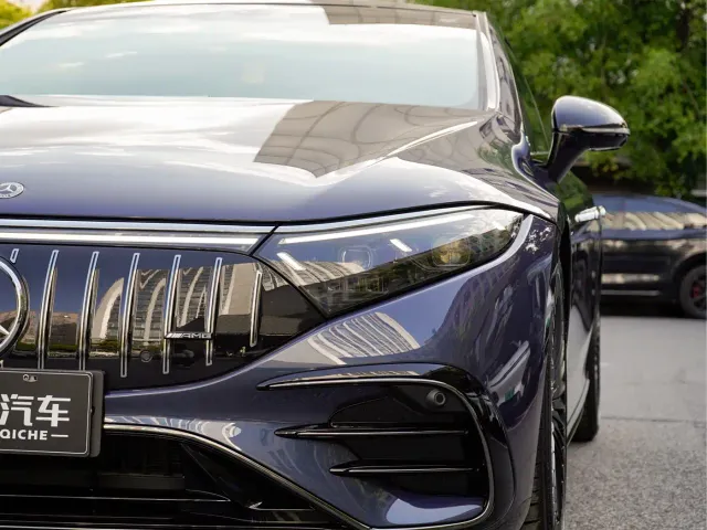 Mercedes-Benz EQS AMG — Фото автомобиля 6