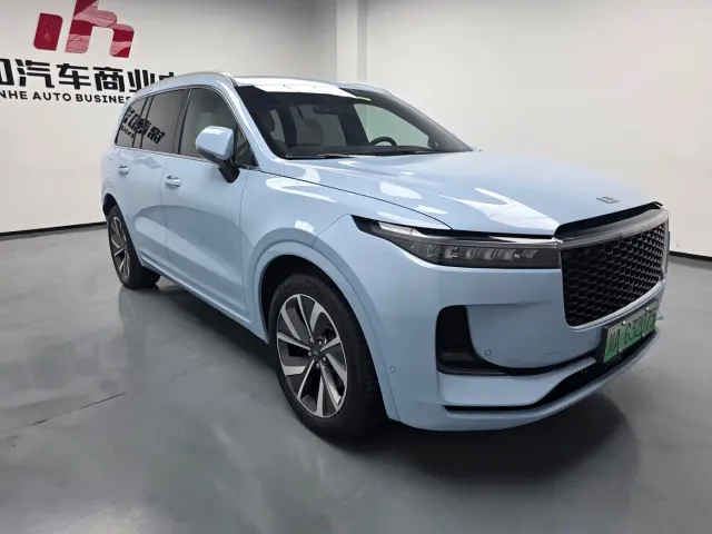 Li Auto ONE — Фото автомобиля 3