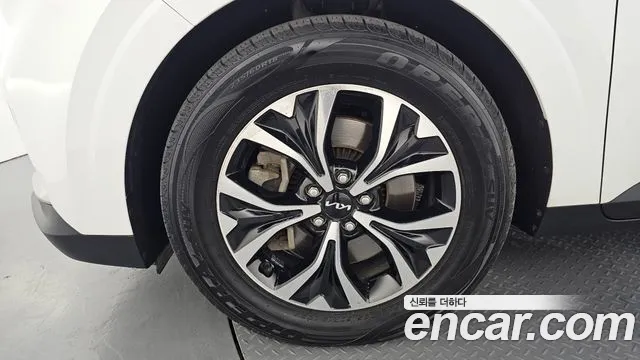 Kia Canival — Фото автомобиля 5