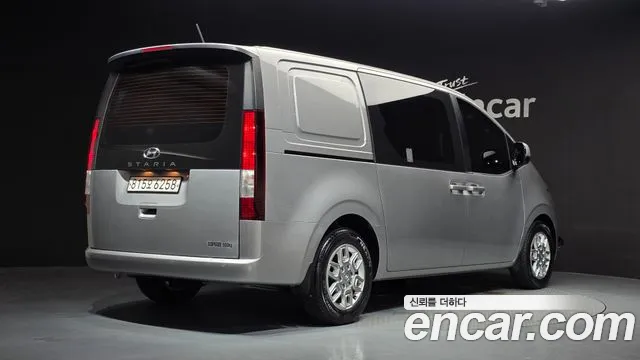 Hyundai Staria — Фото автомобиля 2