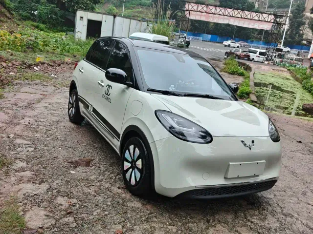 Wuling Bingo — Фото автомобиля 3
