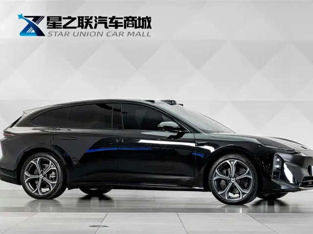 Nio ET5 Touring — Фото автомобиля 6