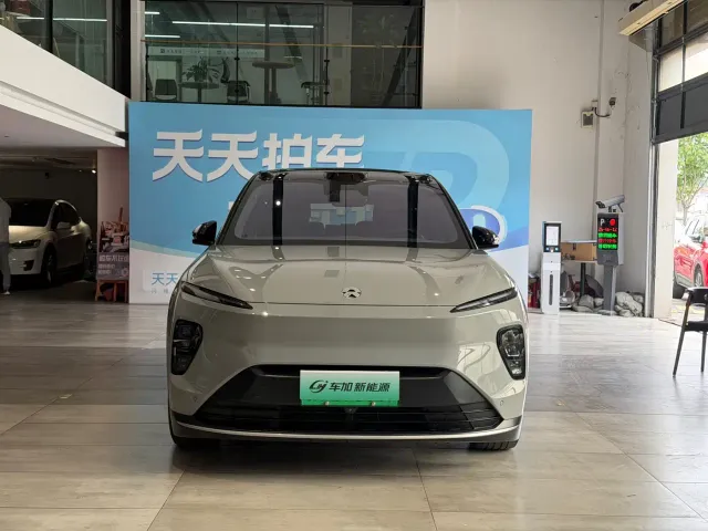 Nio ES8 — Фото автомобиля 2