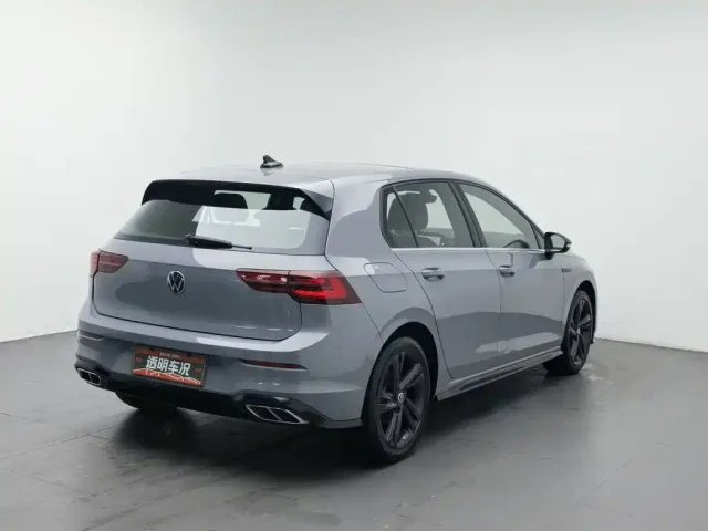 Volkswagen Golf — Фото автомобиля 2