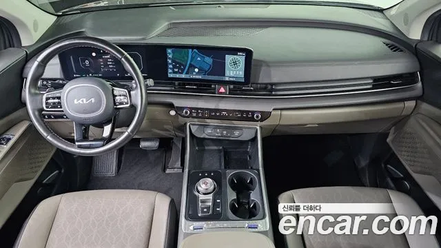 Kia Carnival Generation 4 — Фото автомобиля 10