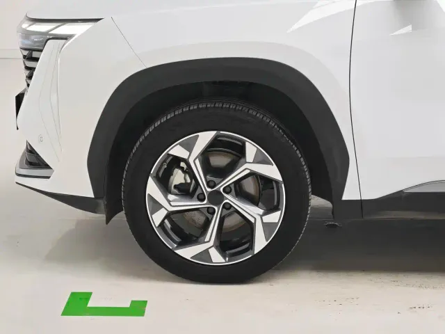 Geely Boyue L — Фото автомобиля 8