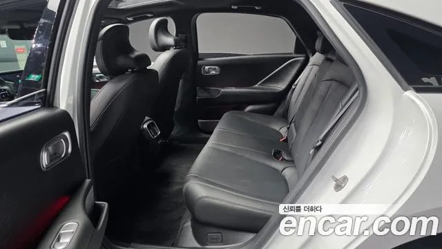 Hyundai Ioniq6 — Фото автомобиля 22
