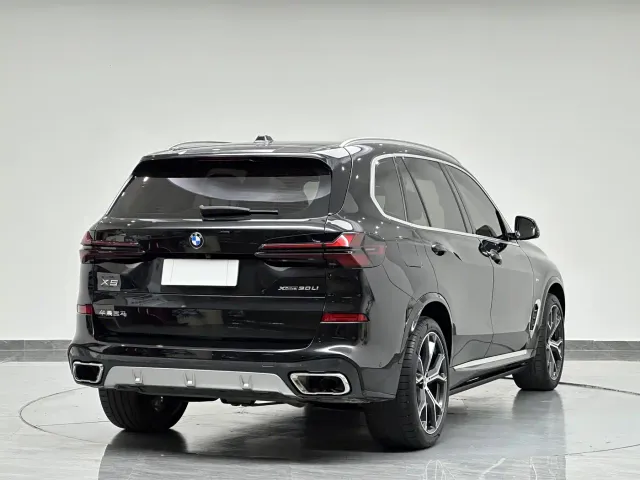 BMW X5 — Фото автомобиля 8