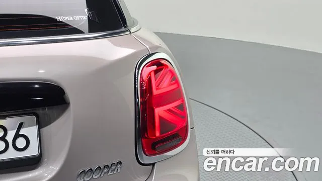 MINI Cooper — Фото автомобиля 8