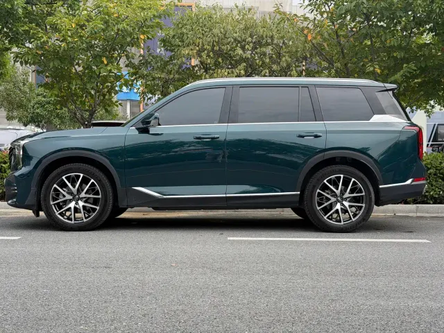GAC Trumpchi GS8 — Фото автомобиля 5