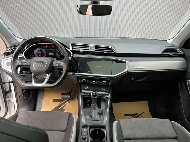 Audi Q3 — Фото автомобиля 12