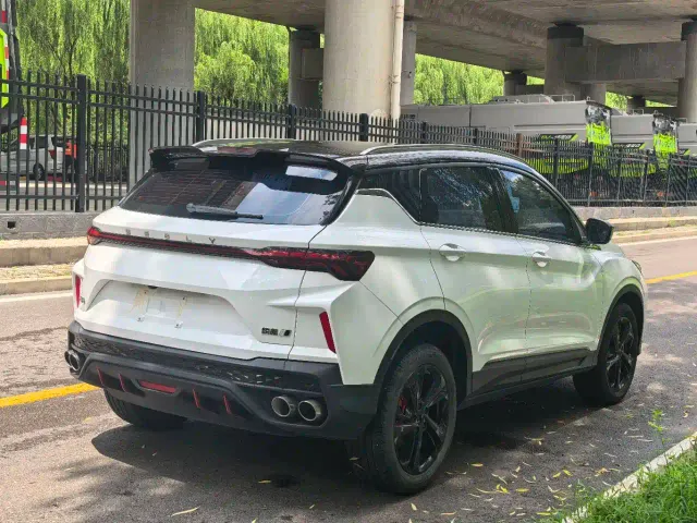 Geely Binyue — Фото автомобиля 4