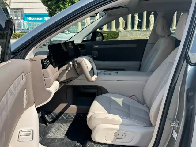 IM Motors LS6 — Фото автомобиля 6