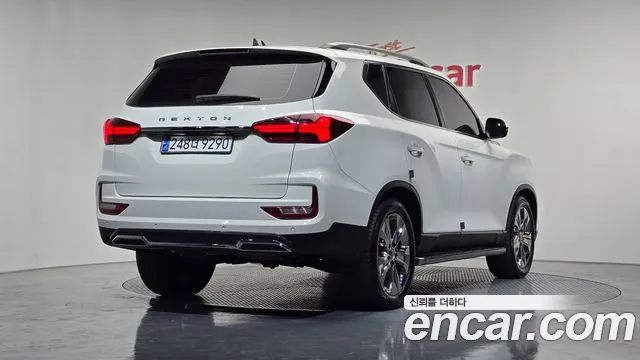 KG_Mobility_Ssangyong Rexton All Rexton Дизель 2.2 4WD — Фото автомобиля 2