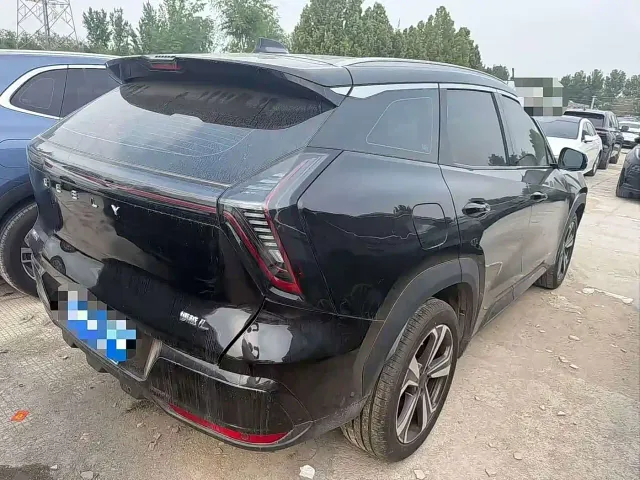 Geely Boyue L — Фото автомобиля 8