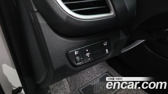 Kia Seltos Бензин 1.6 турбо 2WD — Фото автомобиля 27