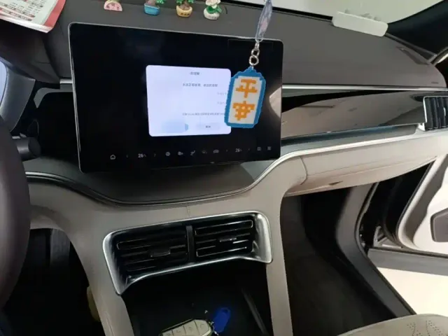 BYD Song PLUS — Фото автомобиля 9