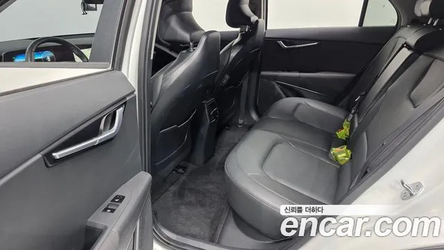 Kia Niro Niro (New) — Фото автомобиля 12