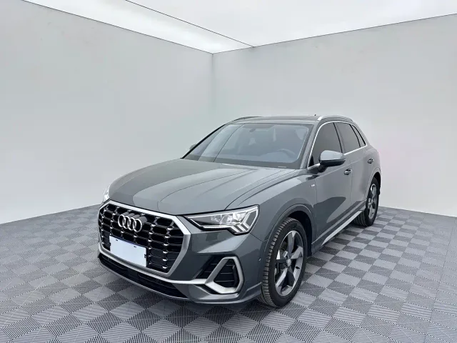 Фотография автомобиля — Audi Q3