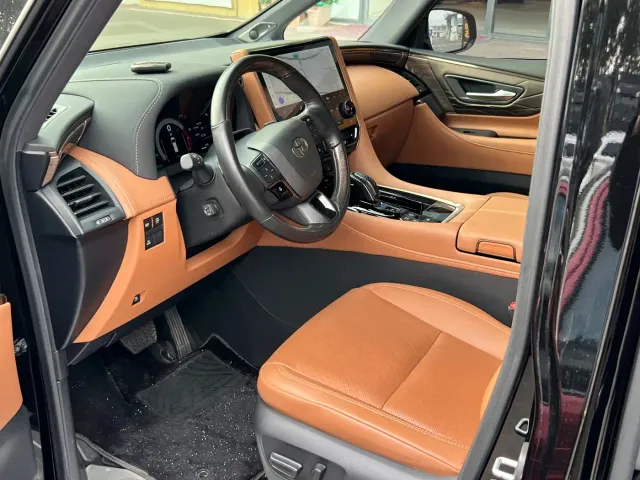 Toyota Alphard — Фото автомобиля 3