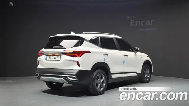 Kia Seltos — Фото автомобиля 2