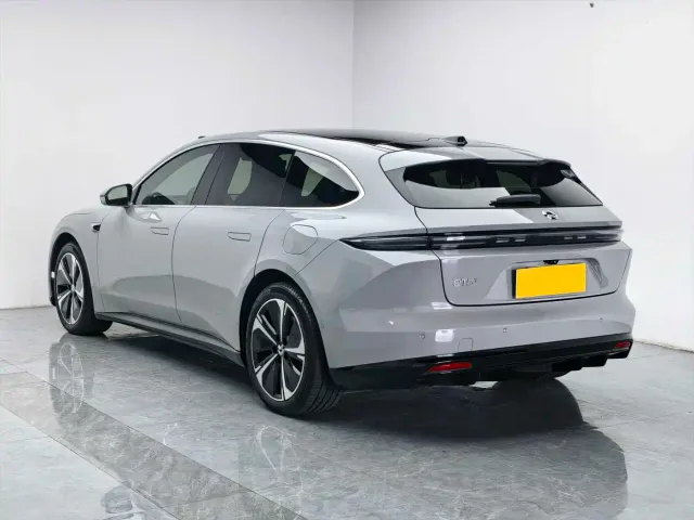 Nio ET5 Touring — Фото автомобиля 4