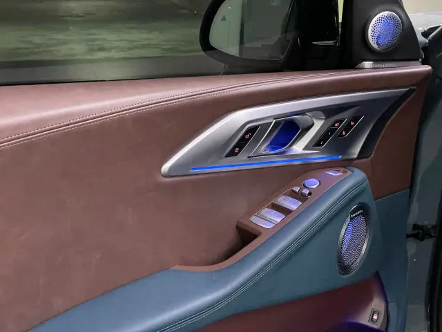 BMW XM — Фото автомобиля 7