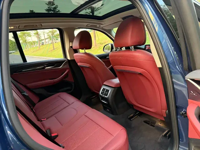 BMW X3 — Фото автомобиля 12