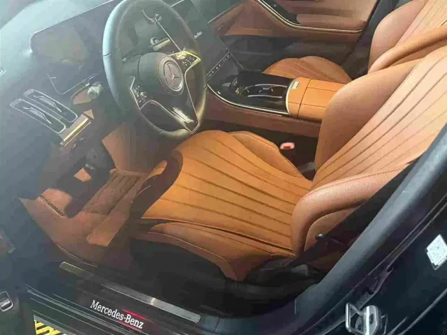 Mercedes-Benz S-Class — Фото автомобиля 4