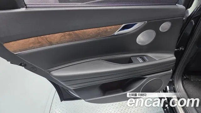 Genesis G80 RG3 — Фото автомобиля 14