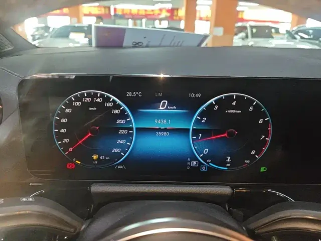 Mercedes-Benz GLA-Class — Фото автомобиля 11