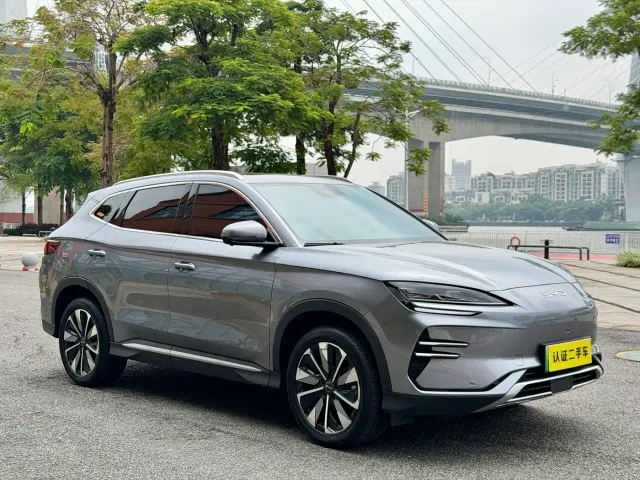 BYD Song PLUS PHEV 2025 EV 520km Luxury — Фото автомобиля 7