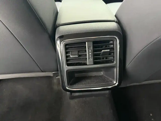 Volkswagen Passat 2024 280TSI Business Edition — Фото автомобиля 8