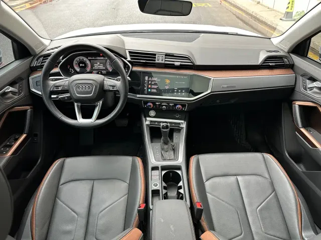 Audi Q3 — Фото автомобиля 16