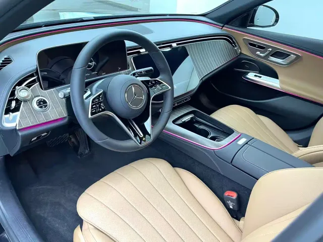 Mercedes-Benz E-Class — Фото автомобиля 5