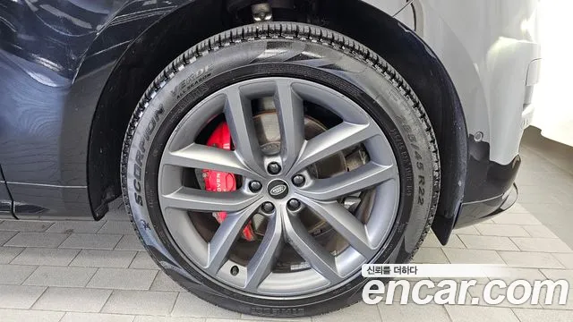 Land Rover Range Rover Sport Generation 3 — Фото автомобиля 21