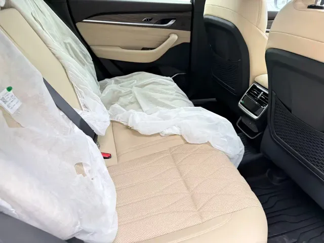 Geely Xingyue L — Фото автомобиля 11