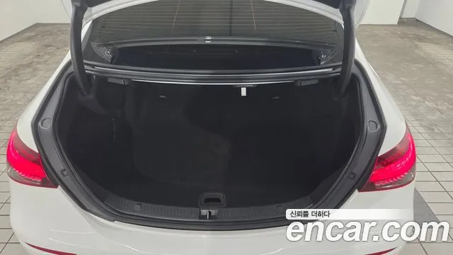 Mercedes-Benz E-Class W213 — Фото автомобиля 11