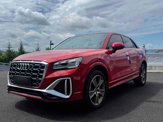 Фотография автомобиля — Audi Q2L