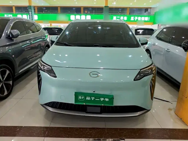 GAC Aion Y — Фото автомобиля 2