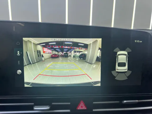 Hyundai Elantra — Фото автомобиля 13