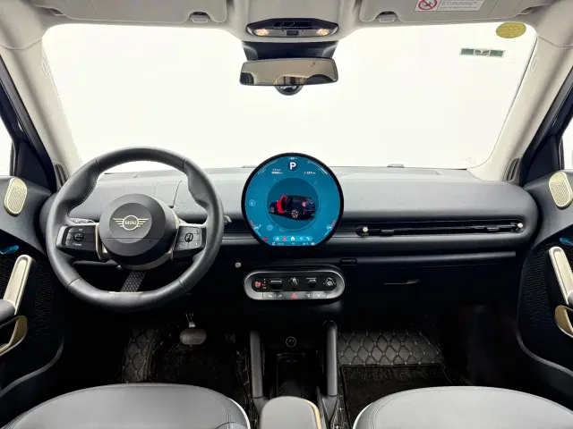 MINI Electric MINI ACEMAN 2024 E Classic Edition — Фото автомобиля 8