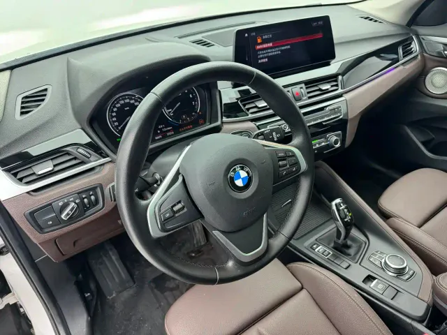 BMW X1 — Фото автомобиля 4