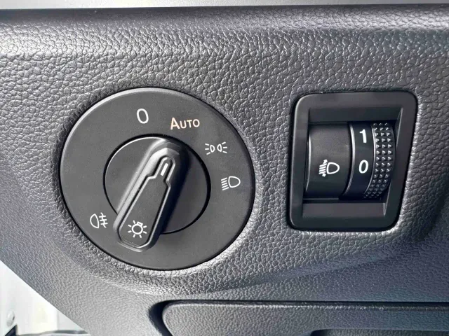 Volkswagen Lavida — Фото автомобиля 11