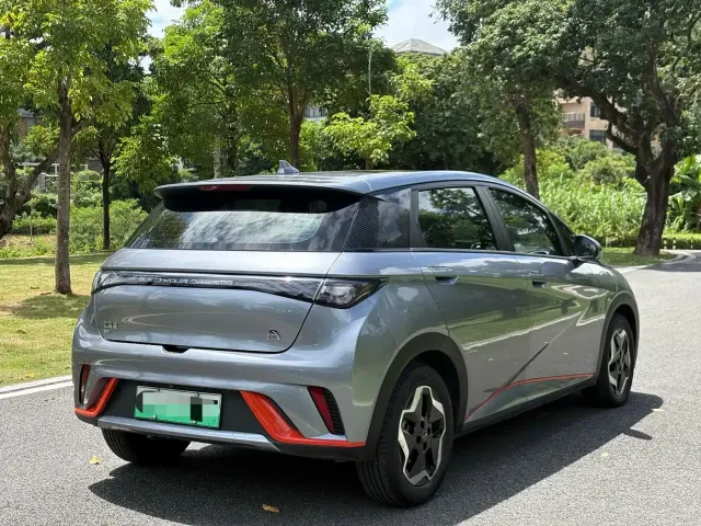 BYD Dolphin — Фото автомобиля 9